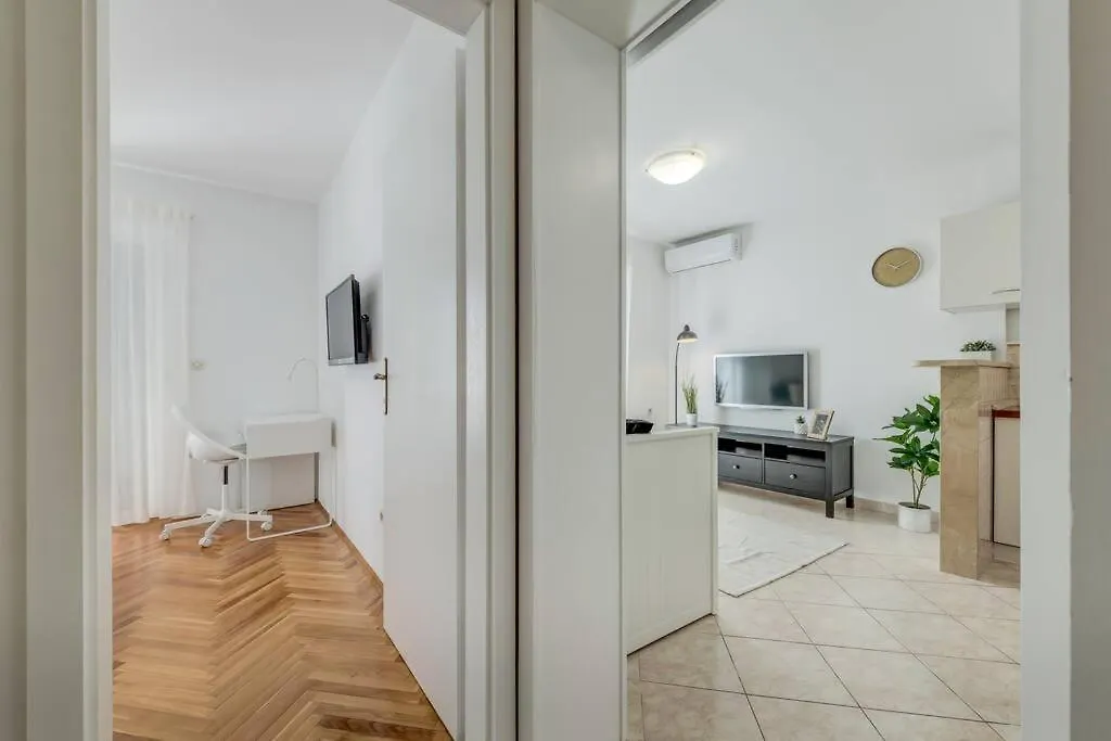 Apartment Beach Split