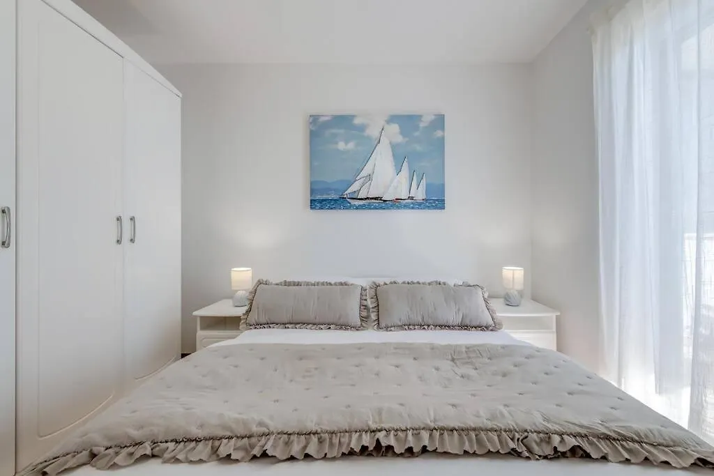 Apartment Beach Split